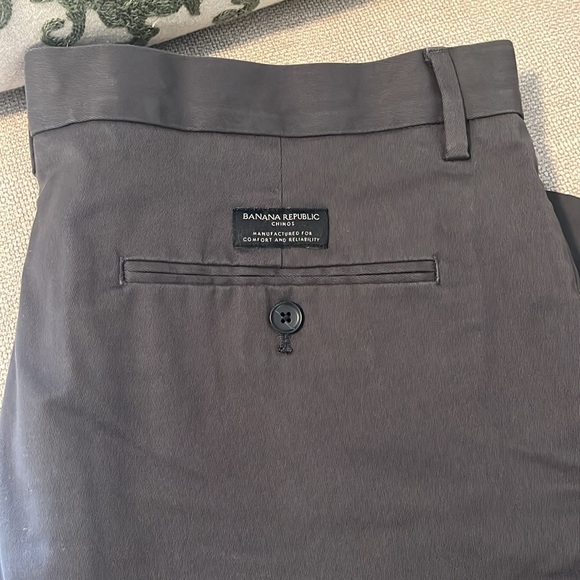 Banana Republic slim rapid movement chino pants. 36X30. - Picture 2 of 14